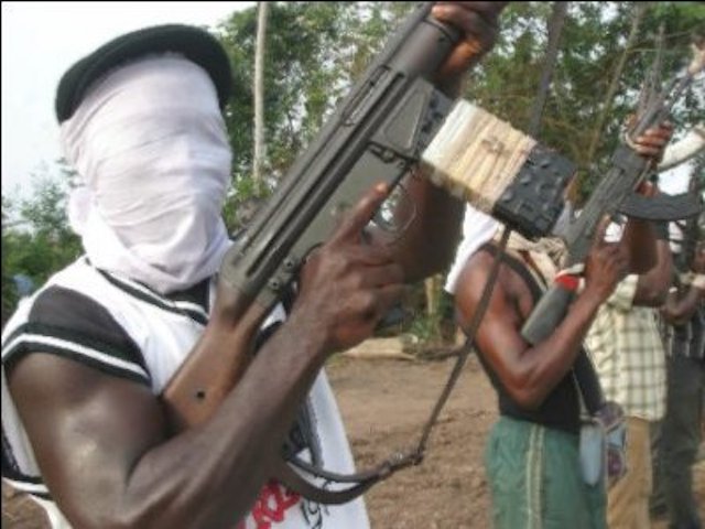 Gunmen kidnap