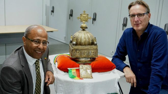 Ethiopian crown stolen