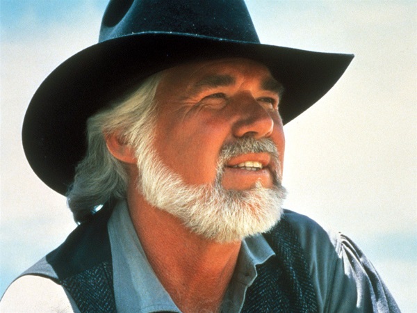 Kenny Rogers dies